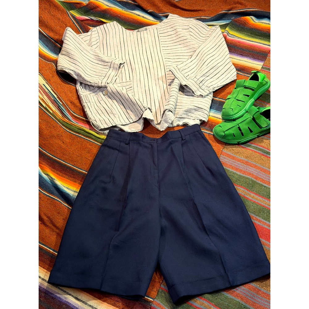NWT Talbots Pleated Navy Bermuda Shorts Linen Blend Size 12